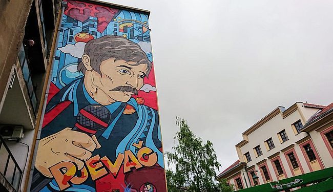 DUŠA SARAJEVA: U čast Davorinu Popoviću "osvanuo" golemi mural