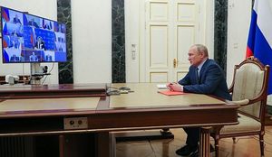BORIS DEŽULOVIĆ: Prokleti Rusi