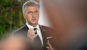 AP I SJENE FAŠIZMA: Anatomija jednog zaborava