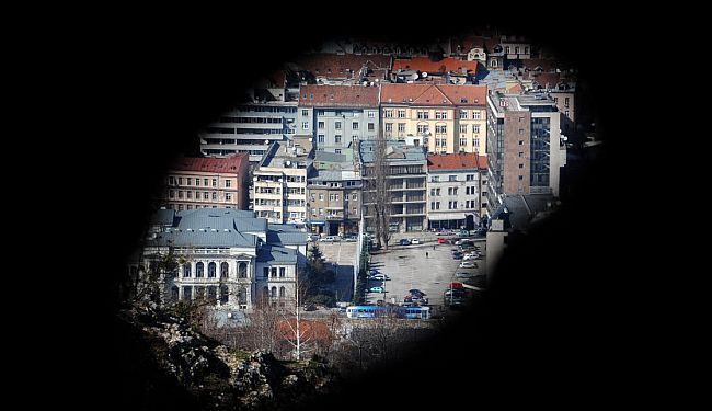 ŠUM UMJESTO SLIKE: Sarajevo safari i mediji