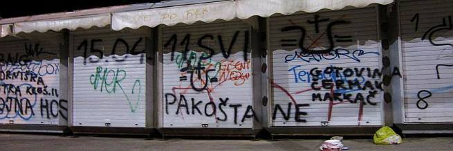 NE U NAŠEM GRADU - ŠIBENIK: Šibenski antifašisti čistili ustašluke sa zidova svoga grada!