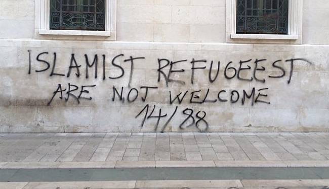 MRŽNJA IZ "NAŠIH" REDOVA: Sramotne poruke protiv izbjeglica u Splitu