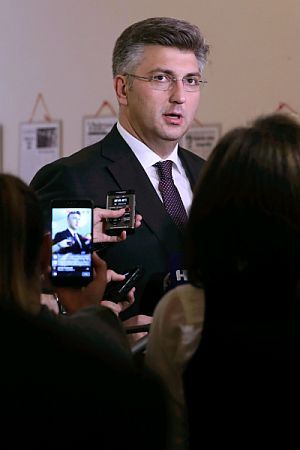 ANEMIČAN, A OPASAN: Andrej Putin