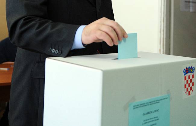 Glasačka kutija