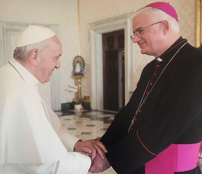 Papa Franjo i nadbiskup Uzinić