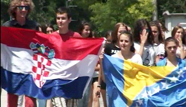 ŠKOLSKI PRIMJER OTPORA: Srednjoškolci Jajca uspjeli spriječiti da ih razdvoje po nacionalnosti
