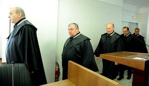 (ZA)USTAVNI SUD: Političko tijelo koje odlučuje onako kako „diše društvo“?