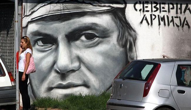 PRŽENJE MOZGA: Ratko Mladić - pop ikona tinejdžera u Srbiji 