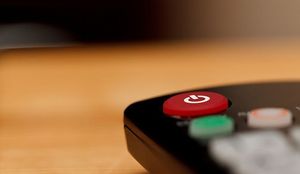 OSTANITE KOD KUĆE: "Ako može Pornhub, možemo i mi – dajemo vam besplatne filmove"