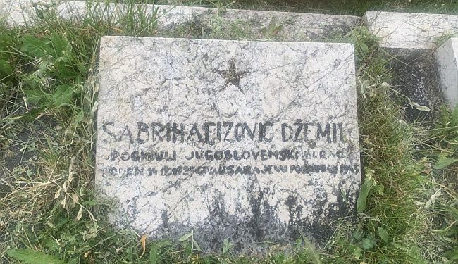 ISPOVIJEST S POVODOM: „U našoj porodici niko nikad nije rekao da su mog strica ubili Hrvati ili katolici, već ustaše“