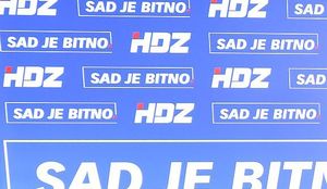 DRUGO MIŠLJENJE ZDENKA DUKE: Šukerova smjena - „s konja na magarca“?