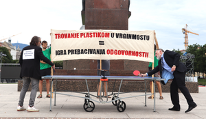 PING-PONG: Institucije igraju majstorski