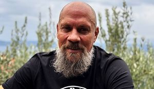 BORIS DEŽULOVIĆ: „Ovo ne podsjeća na dvadesete prošlog stoljeća, ovo jesu dvadesete. Provjerite na kalendaru!“