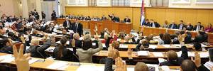 STRAH I DEMOKRACIJA: Udarite barem dobar temelj za budućnost i uključite građane u donošenje odluka