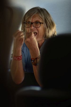 BIJELA ŽENA U CRNOJ REVOLUCIJI: „Mučenja i pritisci su me samo učinili još jačom“