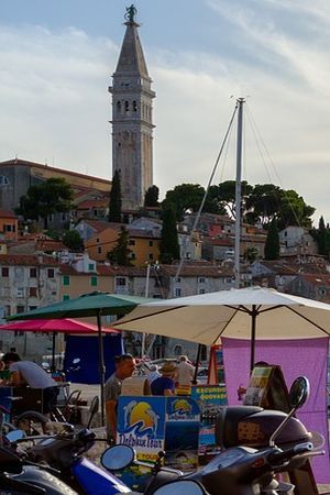 DRUGE OČI TATJANE GROMAČE: Rovinj je danas povampiren prostor koji žudi samo za novcem