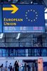 KO SANJA EVROPSKI SAN: EU nikad nije uspela da osvoji srce i dušu građana Srbije