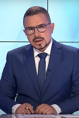 PRIJETNJE NOVINARU ZBOG OŠTROG KOMENTARA: „Dobro veče. Gde ste bili devedesetih? Koliko ste sela spalili?“
