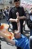 NOVE ŽRTVE PUTINOVIH BATINAŠA: Policija i homofobi rasturili gay paradu u Moskvi 