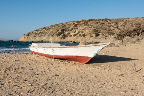 Brod s kojim je na otok iz Libije stiglo stotinjak migranata